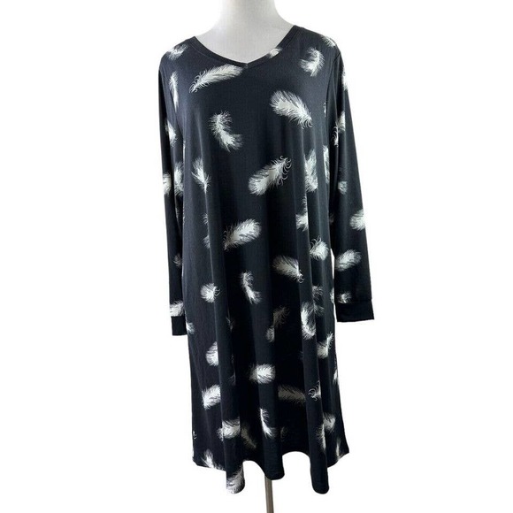 LuLaRoe Dresses & Skirts - Lularoe Emily Dress Long Sleeve Swing Stretch Pockets V-Neck Plus Size 3XL
